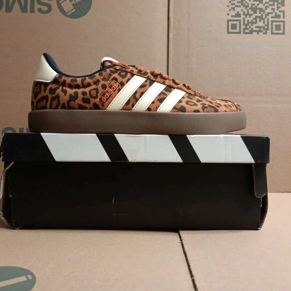 BOXED PAIR OF ADIDAS VL COURT TRAINERS IN ANIMAL PRINT SIZE UK 5