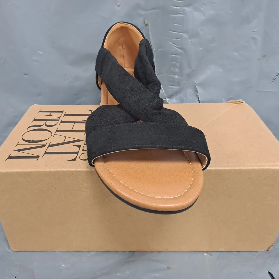 BOXED PAIR OF WHERE'S THAT FROM OPEN TOE CROSS STRAP SANDALS IN BLACK SIZE UK 4