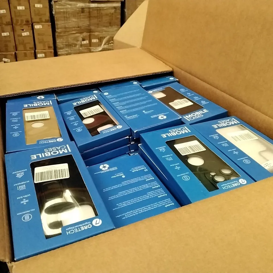 PALLET TO CONTAIN A LARGE QUANTITY OF PHONE PROTECTION PRODUCTS TO INCLUDE PHONE CASES AND SCREEN PROTECTORS // MODELS, SIZES AND BRANDS VARY 