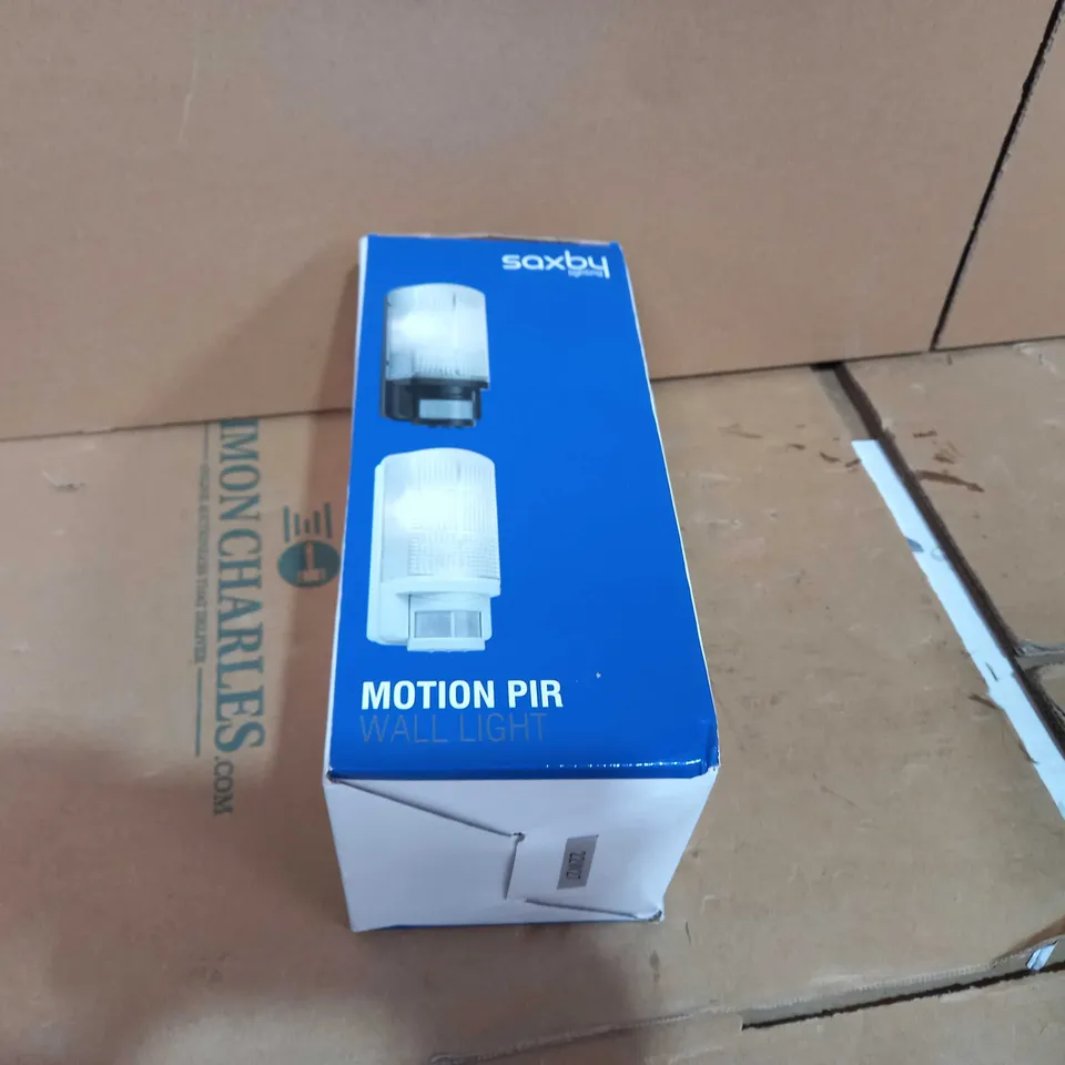 SAXBY MOTION PIR WALL LIGHT 