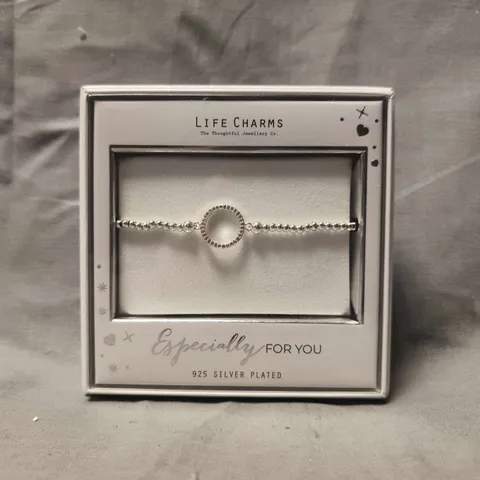 LIFE CHARMS 925 SILVER-PLATED BRACELET WITH CIRCLE HALO CHARM – BOXED