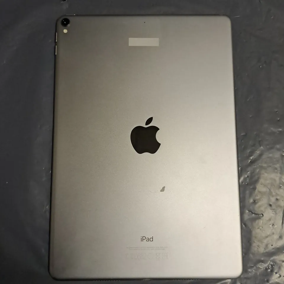 UNBOXED APPLE IPAD PRO 10.5" 64GB - SILVER