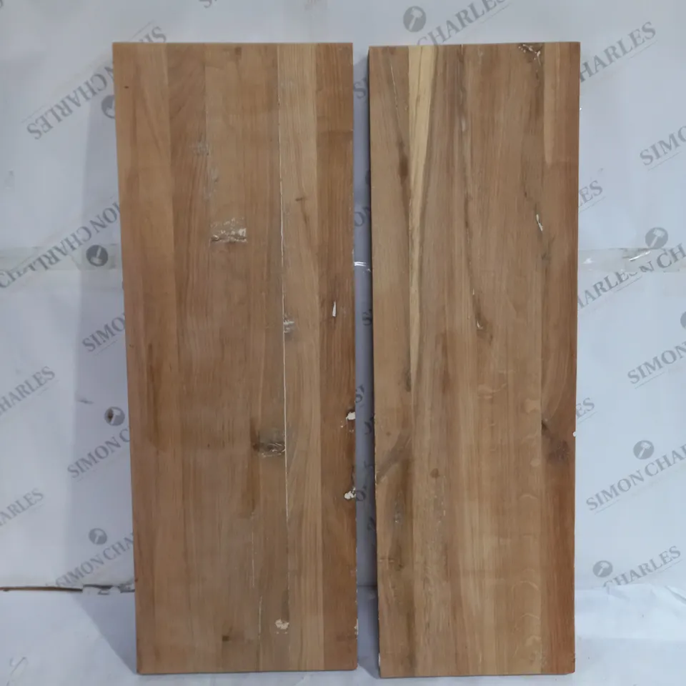 BOX OF 2 UNBRANDED WOODEN PLANKS 