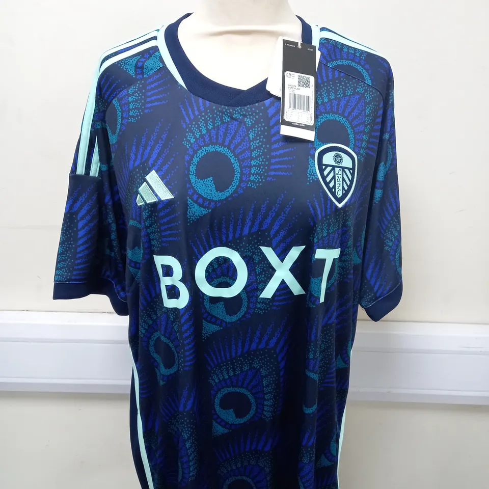 LEEDS UNITED FC AWAY SHIRT SIZE XL