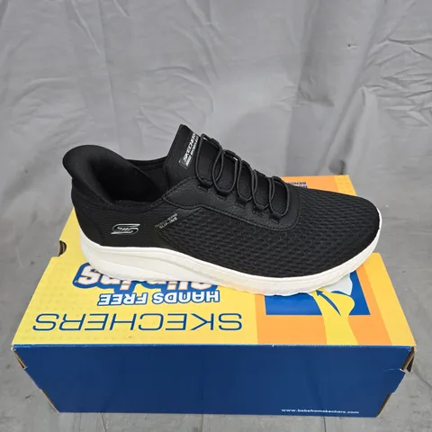 SKECHERS BOBS SPORT BLACK TRAINERS SIZE 7 BOXED