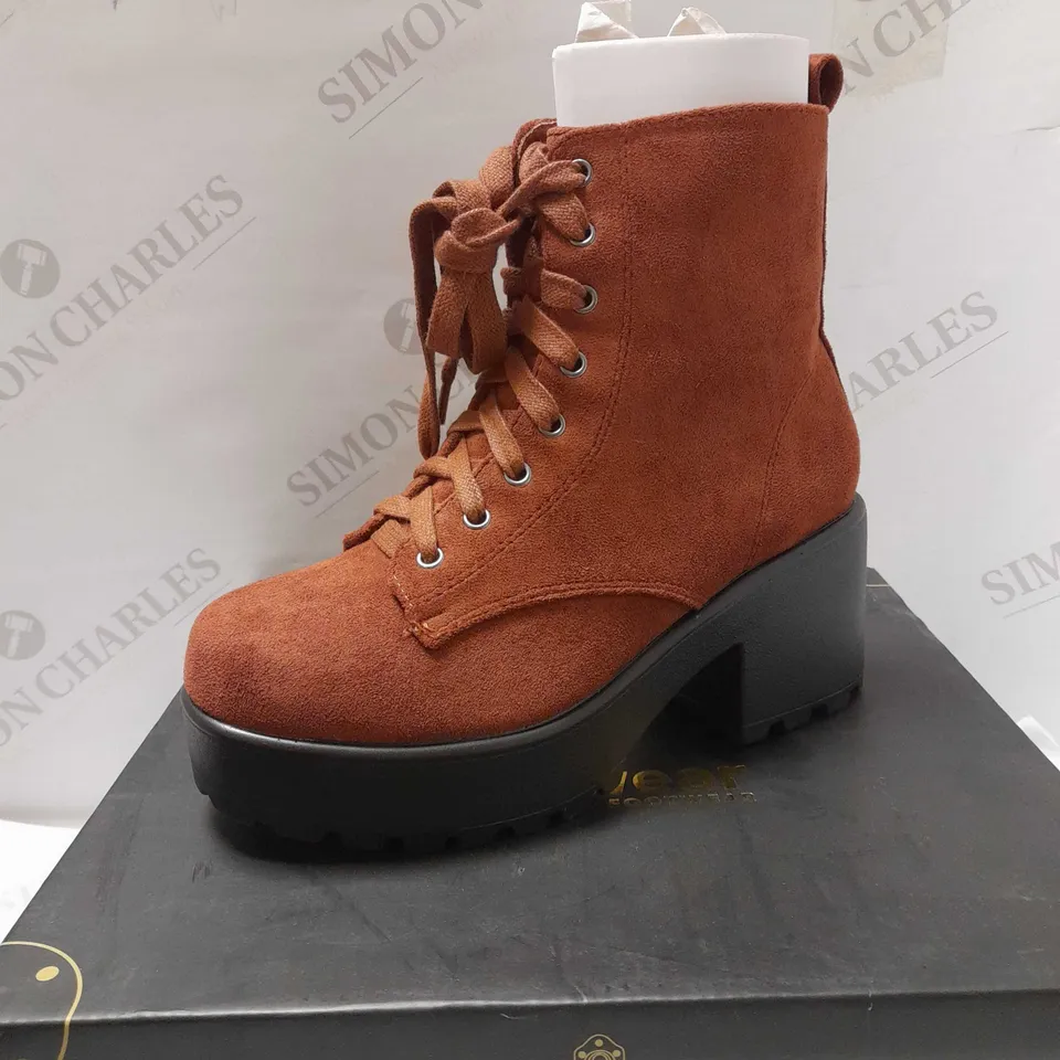KOI THE SIENNA RUST SUEDE BOOTS - SIZE 3
