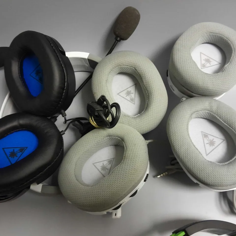 LOT OF 5 ASSORTED WIRED TURTLE BEACH GAMING HEADSETS 