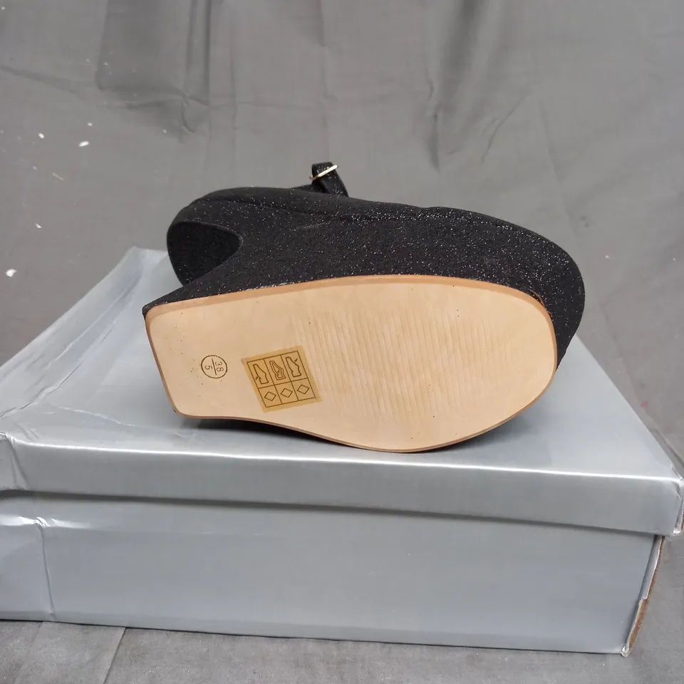 BOX OF APPROXIMATELY 14 BOXED BLACK GLITTER HIGH HEEL SHOES IN VARIOUS SIZES