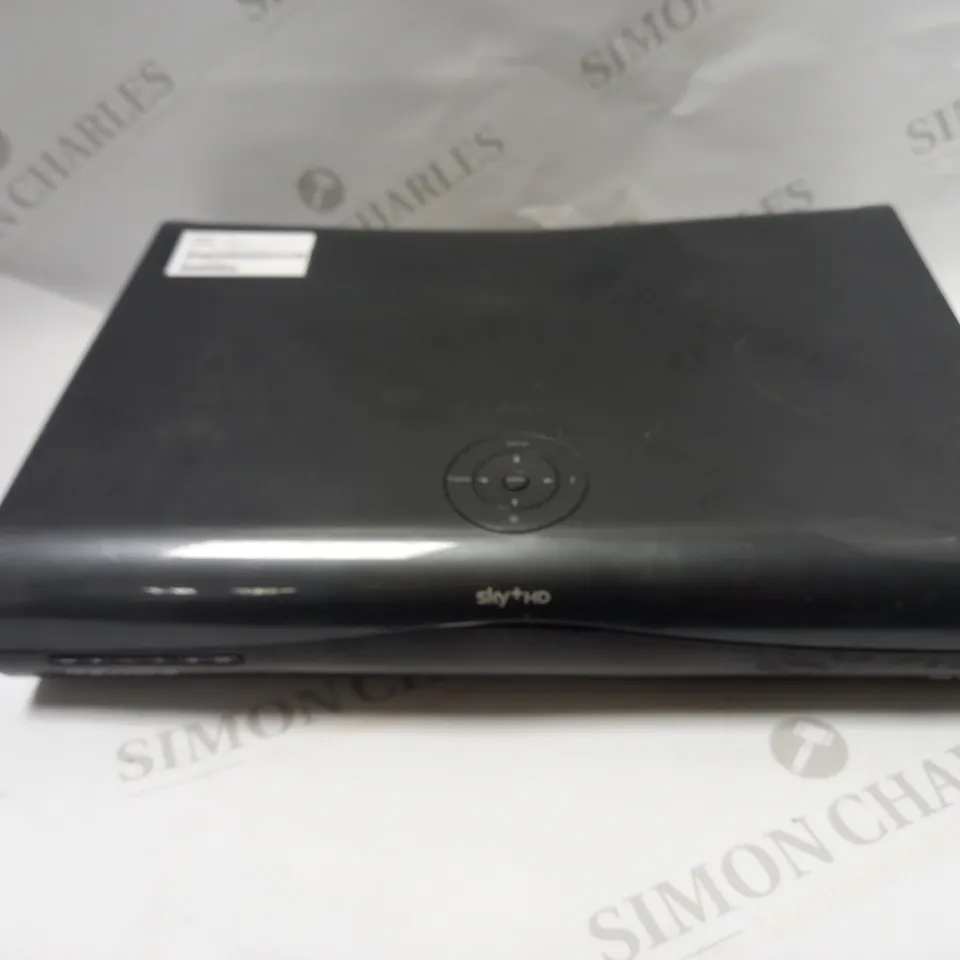 SKY DRX890 500 GB PLUS HD BOX