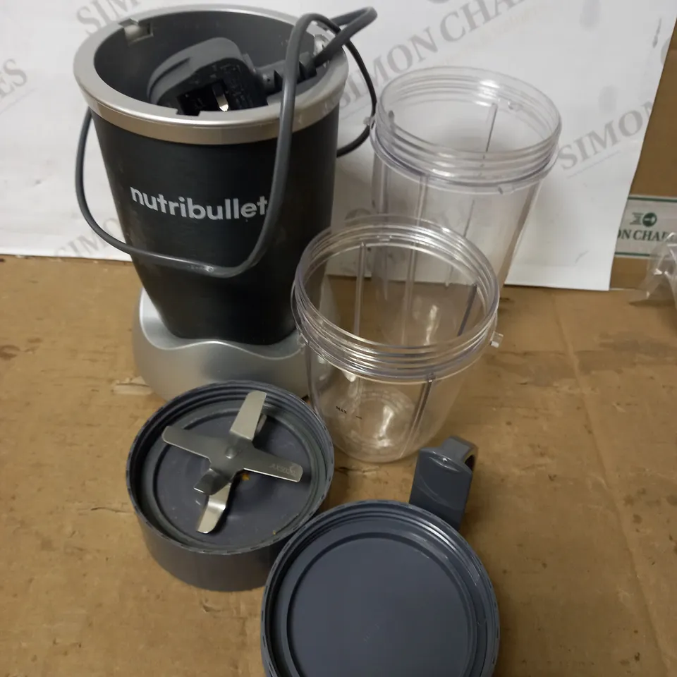 NUTRIBULLET 600 SERIES - NUTRIENT EXTRACTOR HIGH SPEED BLENDER
