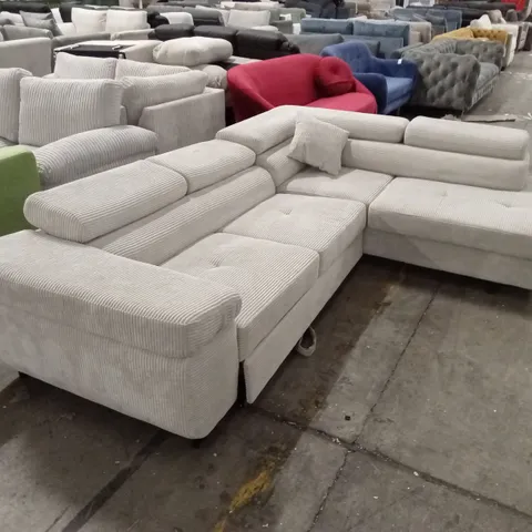 QUALITY DESIGNER FABRIC UPHOLSTERED CORNER SOFA