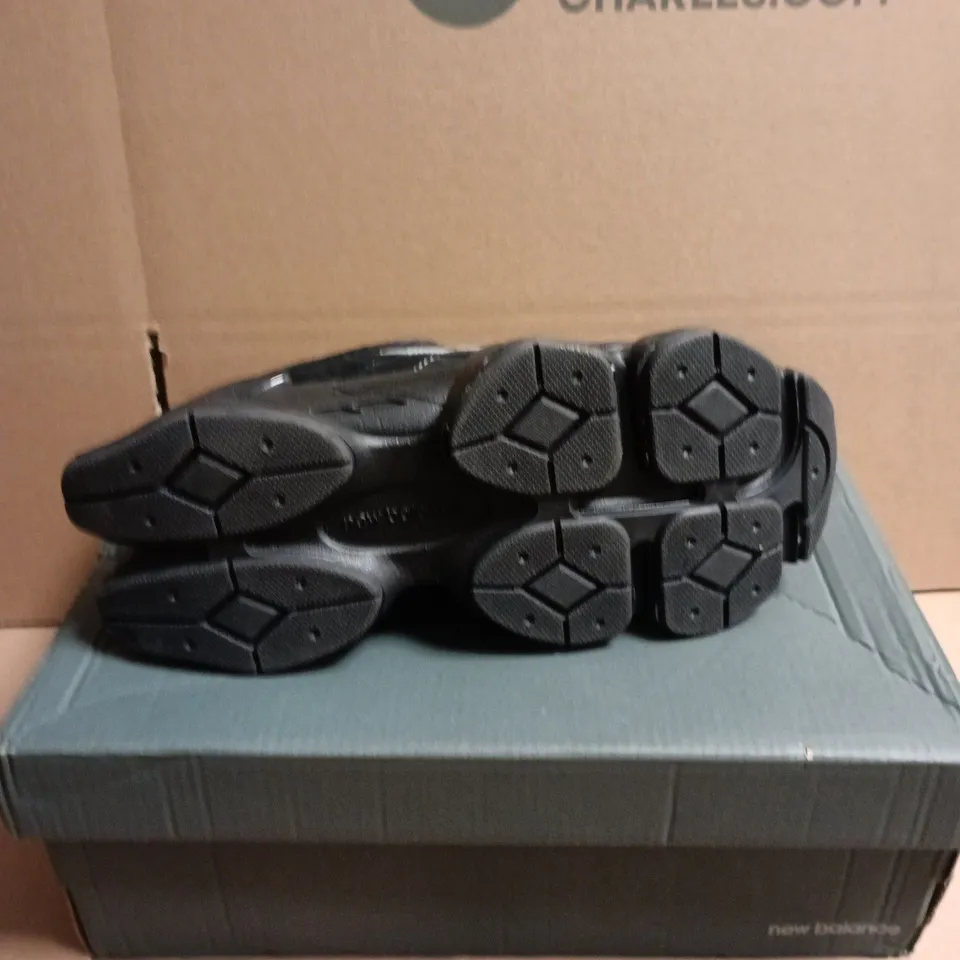 BOXED PAIR OF NEW BALANCE 9060 TRAINERS – UK 5.5 - BLACK