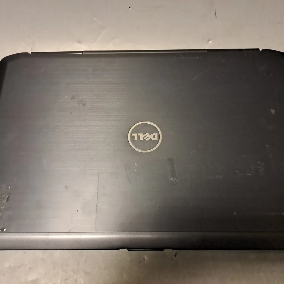 DELL LATITUDE E5530 LAPTOP