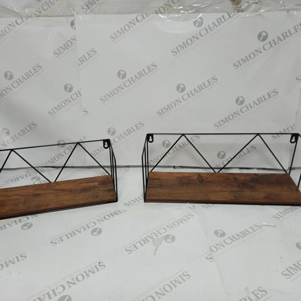 SET OF 2 SHELVES WOOD/RAIL