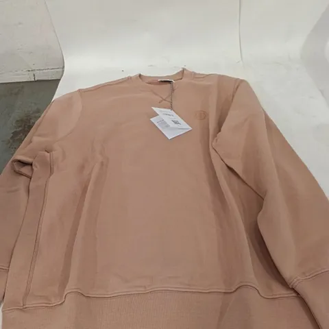 BOX TO CONTAIN BRASS MONKEY SWEATS - CORAL SIZE L APPROXIMATELY 4 