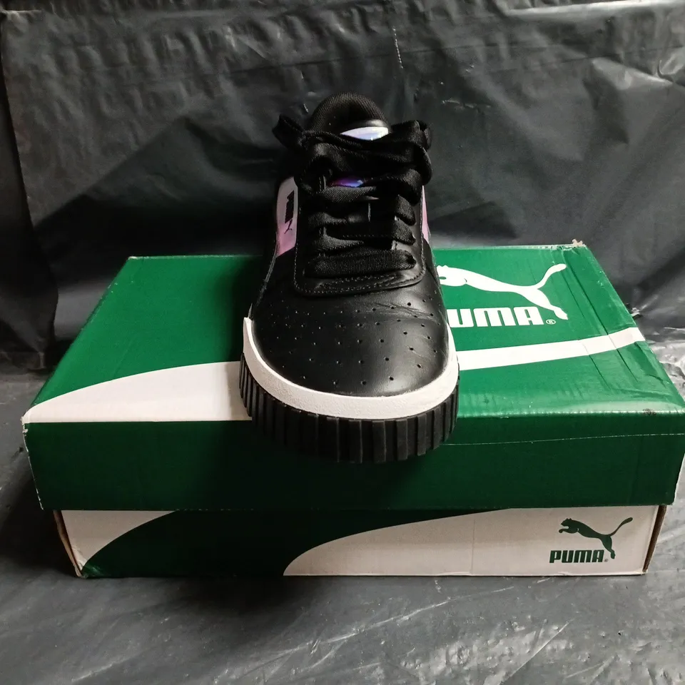 BOXED PAIR OF PUMA CALI GLOW TRAINERS IN BLACK SIZE UK 4