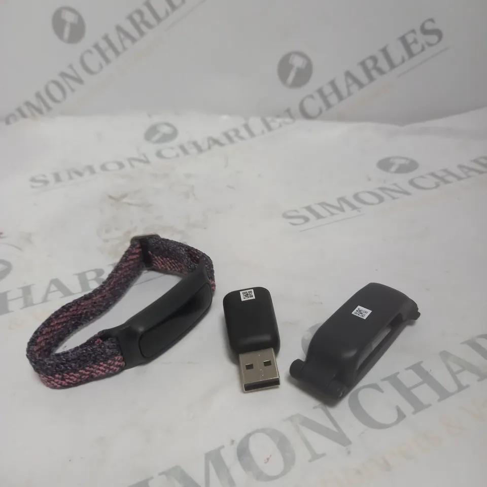 BOXED HUAWEI BAND 4E BASKETBALL PERFORMANCE TRACKER