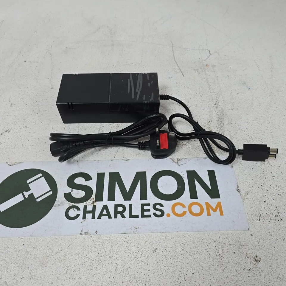 XBOX ONE AC ADAPTER POWER SUPPLY WITH LEAD – BOXED