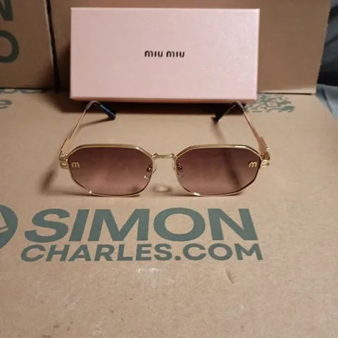 MIU MIU SUNGLASSES - GOLD-TONE METAL FRAME, BROWN GRADIENT LENSES