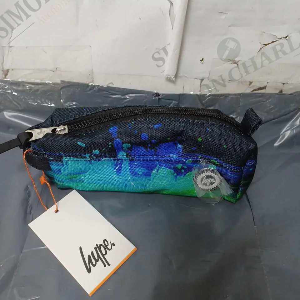 HYPE KIDS BLACK 3D DROPLETS PENCIL CASE
