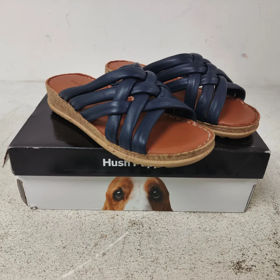 HUSH PUPPIES ALYSSA SLIDE SANDAL - 6