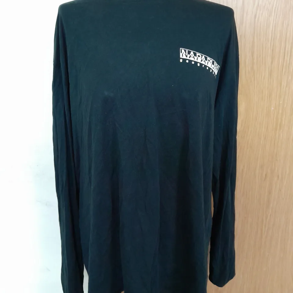 NAPAPIJRI GRAPHIC LONG SLEEVE TEE IN BLACK SIZE XL