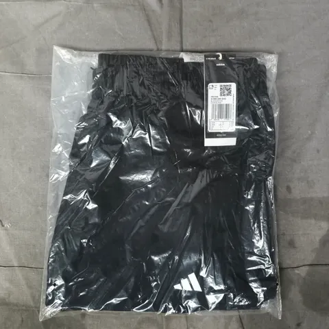 BAGGED ADIDAS 2-IN-1 SHORTS IN BLACK SIZE LARGE