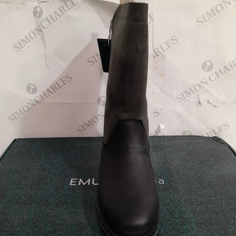 BOXED EMU EXPLORER BOOTS, BLACK/CHARCOAL - SIZE 7