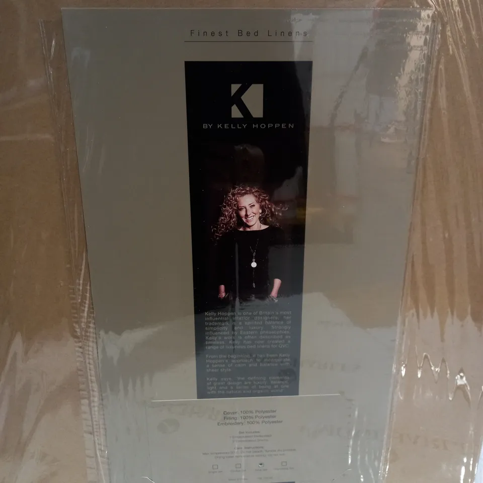 KELLY HOPPEN GREY POLYESTER SET INCLUDING 1 EMBROIDERED BEDSPREAD AND 2 EMBROIDERED SHAMS KING SIZE