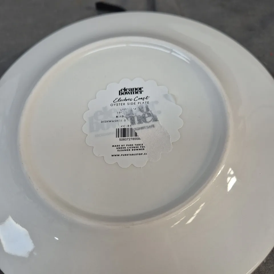 ELEANOR BOWMER OYSTER SIDE PLATE – THE WORLD IS YOUR OYSTER