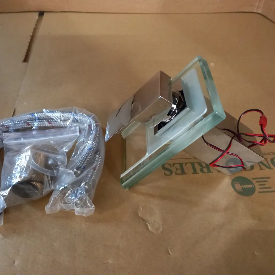 GLASS AND STAINLESS STEEL MIXER TAP