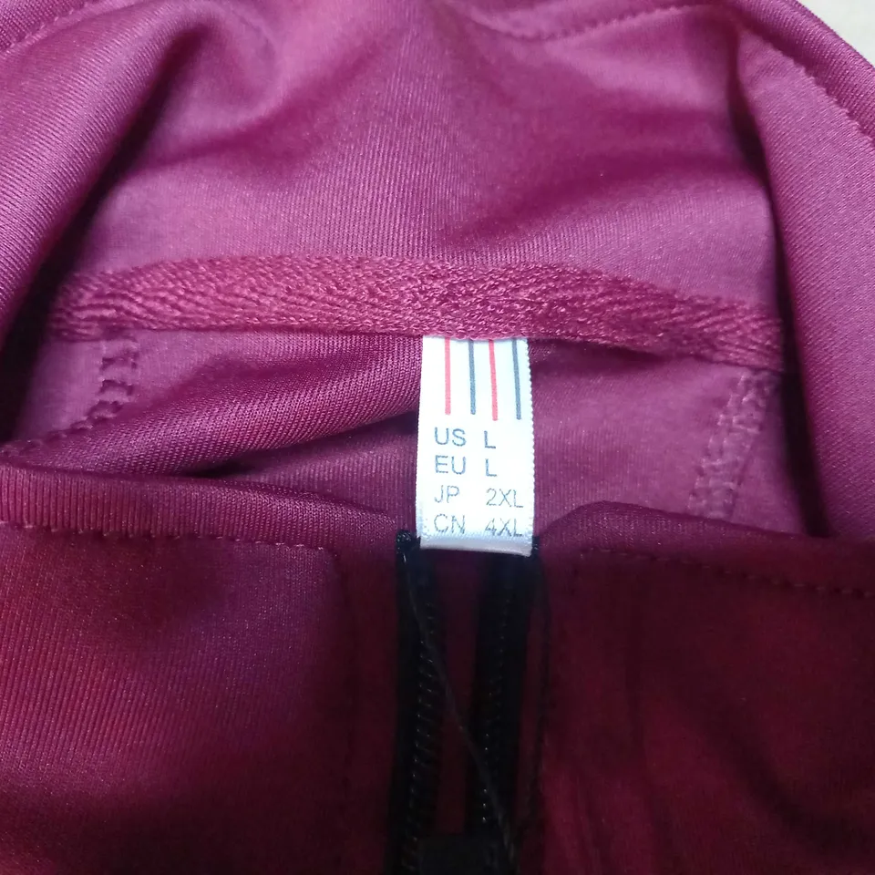 RED/BLACK TWO PIECE TRACKSUIT - SIZE EU L