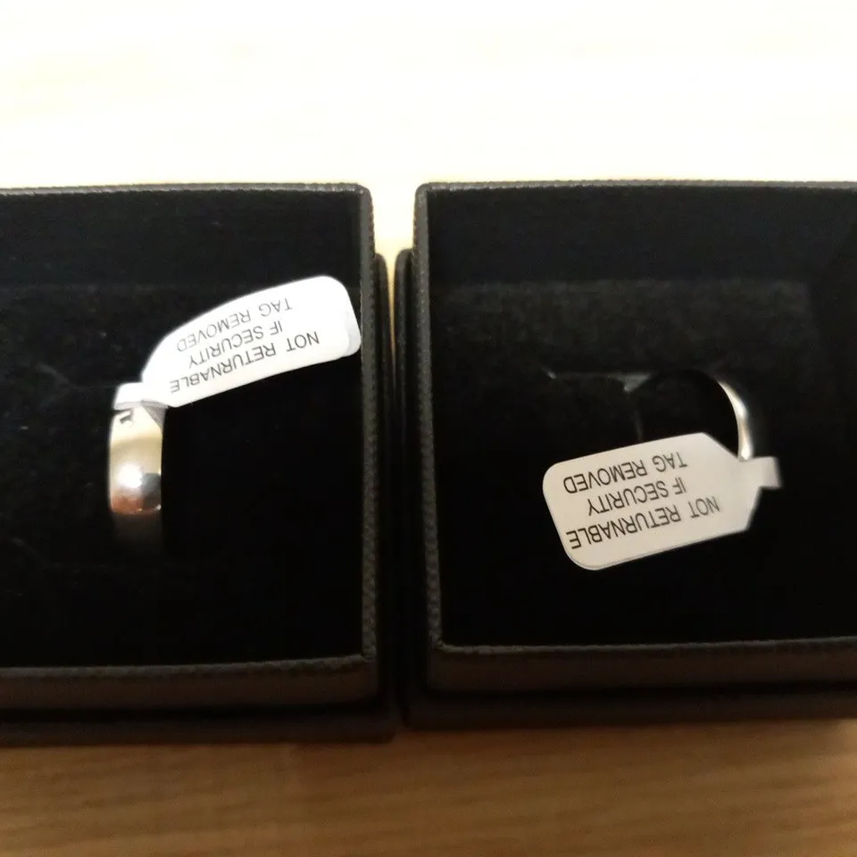 2 BOXED 9CT WHITE GOLD WEDDING BANDS