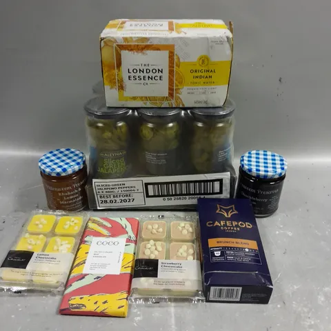APPROXIMATELY 15 ASSORTED FOOD/DRINK PRODUCTS TO INCLUDE CAFEPOD COFFEE, JAM, HOTEL CHOCOLAT CHOCOLATES ETC