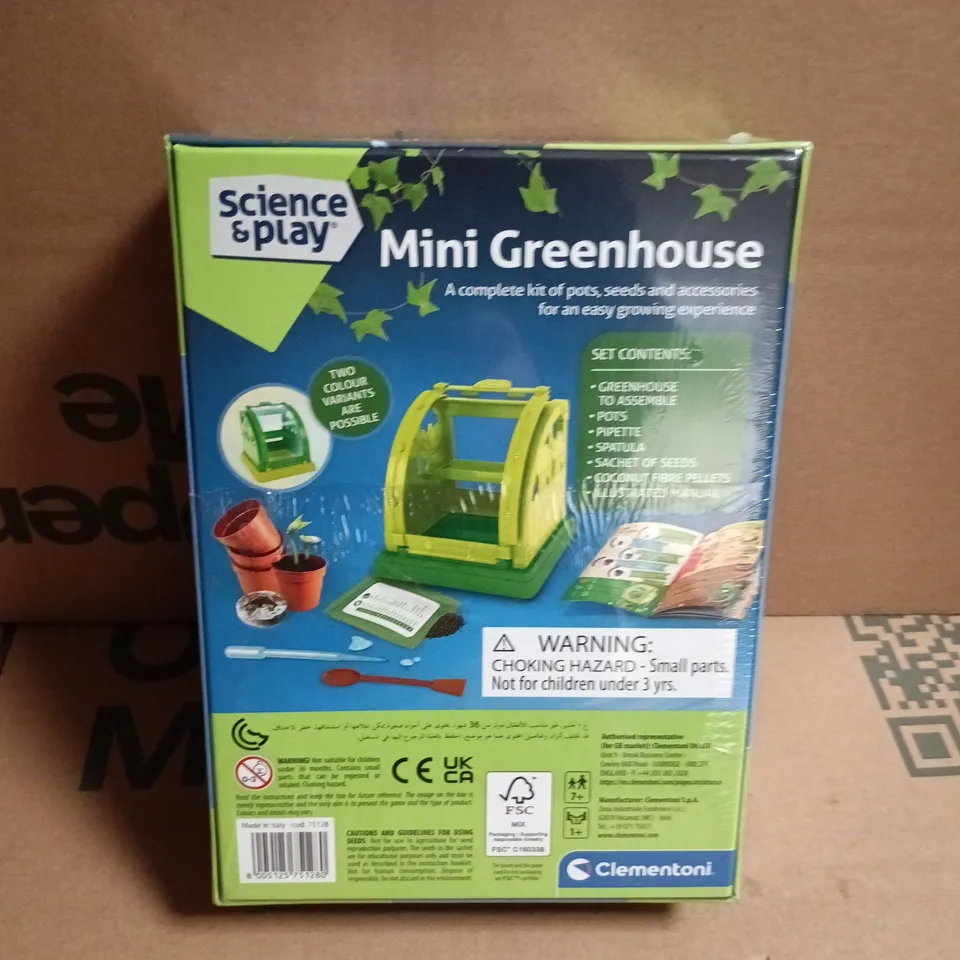 SEALED SCIENCE & PLAY MINI GREENHOUSE KIT – CLEMENTONI, BOXED
