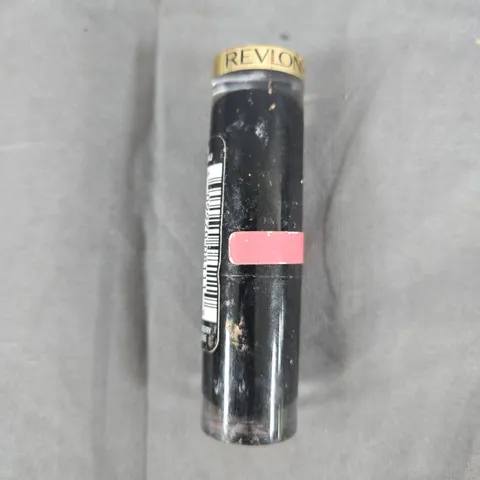 BOX OF APPROXIMATELY 60 REVLON SUPER LUSTROUS LIPSTICKS – BEAMING STRAWBERRY (SHADE 002)