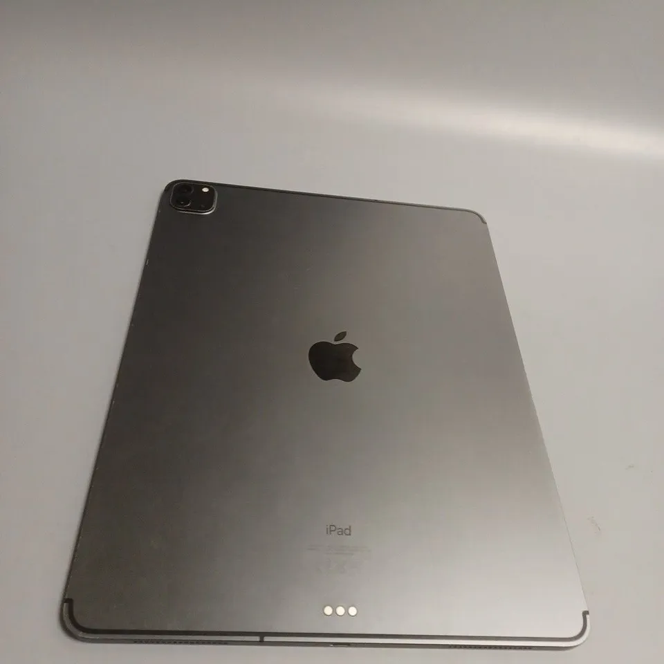 IPAD PRO 12.9" 5TH GEN
