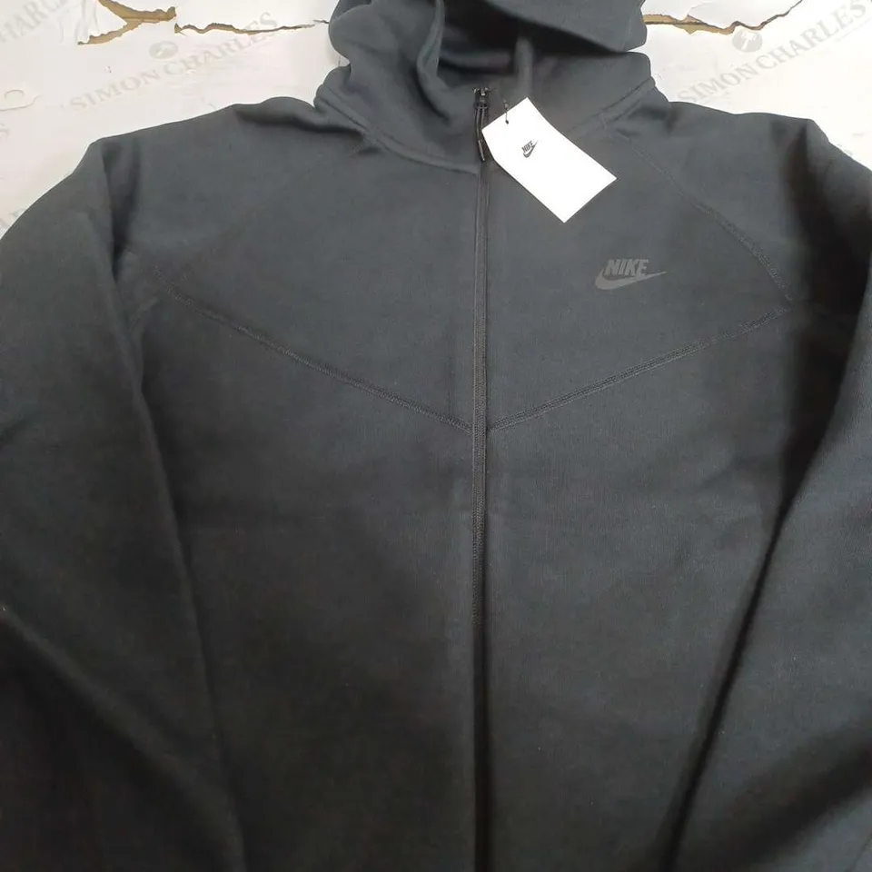 NIKE TECH FLEECE JACKET WITH HOOD - LARGE