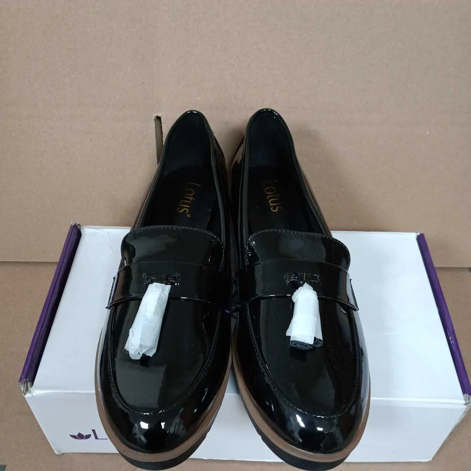 BOXED PAIR OF  LOTUS YORK BLACK PATENT LOAFERS - UK SIZE 8