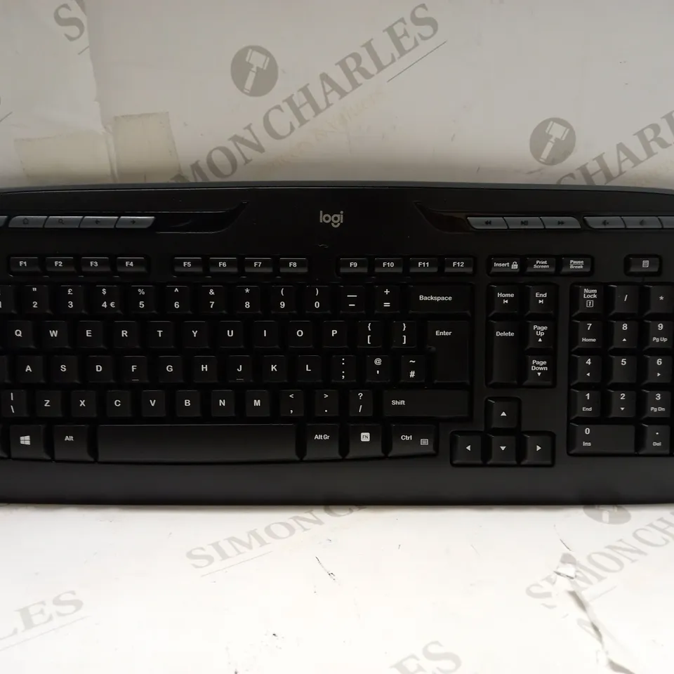 LOGITECH MK330 WIRELESS KEYBOARD