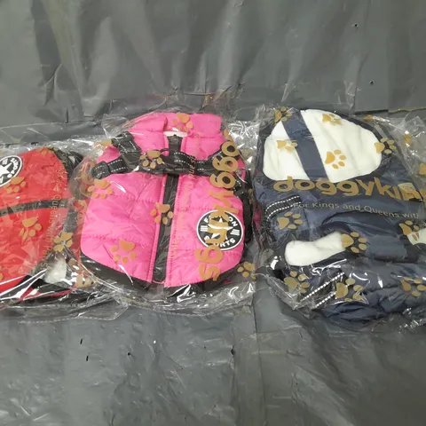 3 X SEALED DOGGYKINGS DOGS JACKETS IN VARIOUS SIZES 