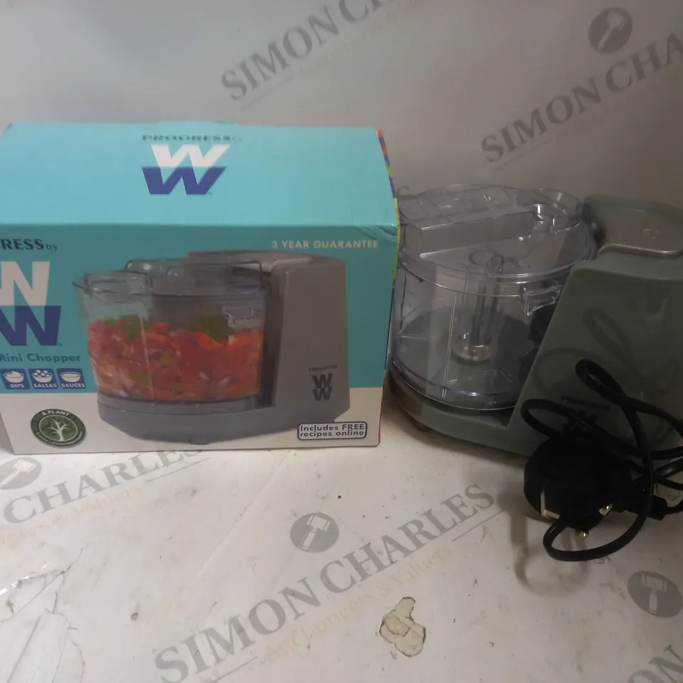 BOXED PROGRESS BY WEIGHT WATCHERS MINI CHOPPER 