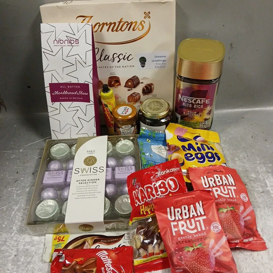 APPROXIMATELY 12 ASSORTED FOOD & DRINK ITEMS TO INCLUDE - NESCAFE ALTA RICH - THORNTONS CLASSIC BOX - FORTNUM & MASON CHRISTMAS FIG PRESERVE - ETC