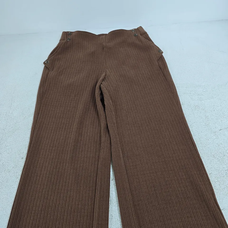WYNNE LAYERS BROWN CORDUROY WIDE-LEG TROUSERS – SIZE M