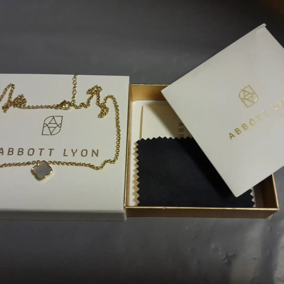 BOXED ABBOT LYON PEARL CLOVER NECKLACE - GOLD