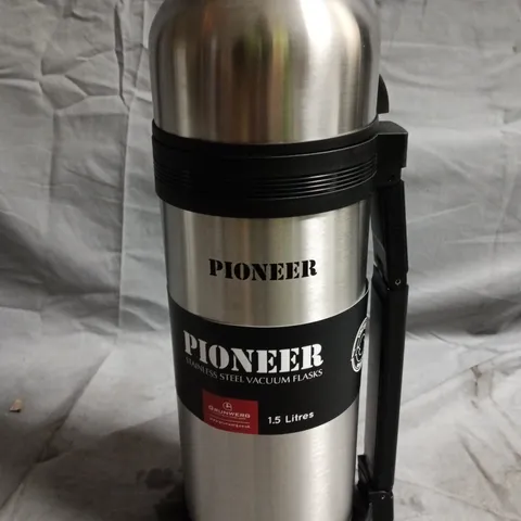 GRUNWERG PIONEER STAINLESS STEEL VACUUM FLASK 