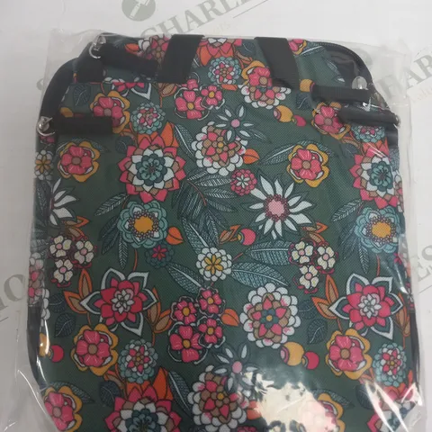 BAGGED PORTABLE TRAVEL TOILETRY ORGANISER