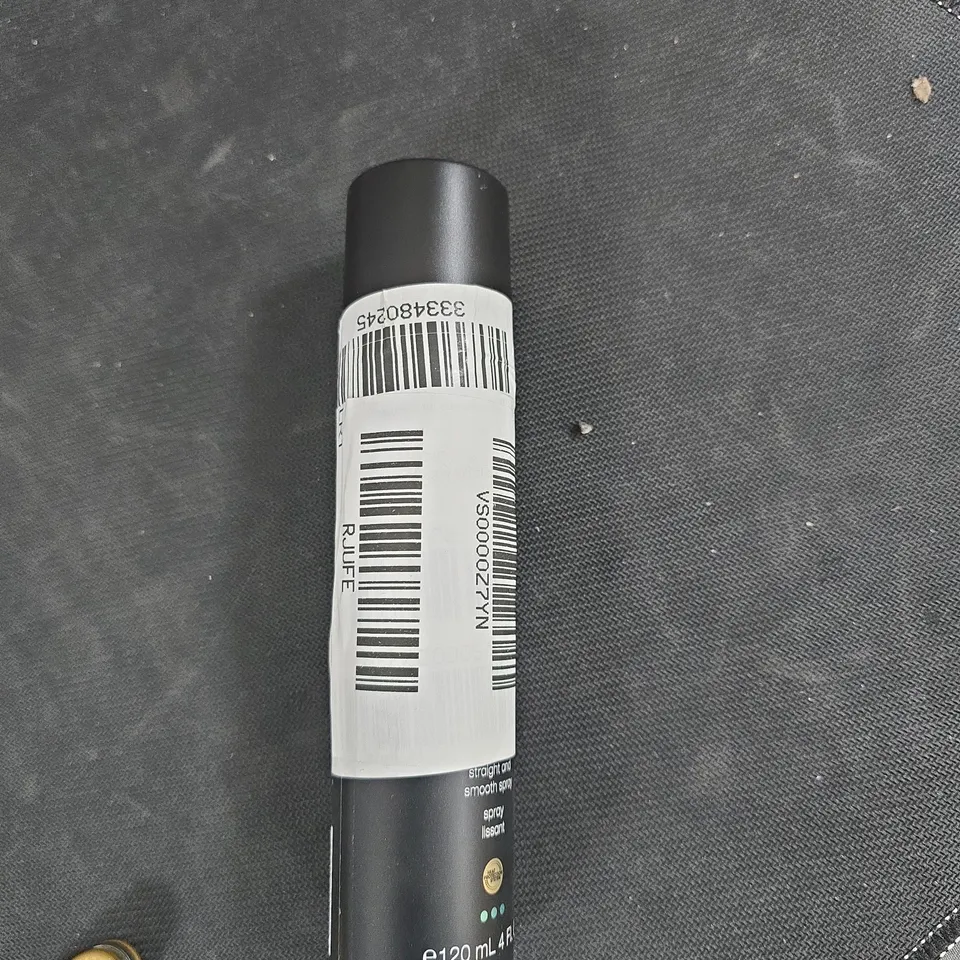 BOX OF APPROXIMATELY 15 ASSORTED ITEMS TO INCLUDE: FITTED SHEET AND HAIRSPRAY