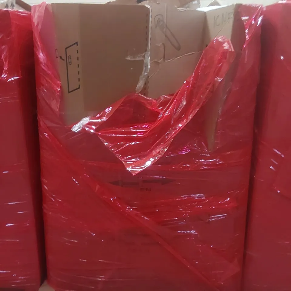 PALLET CONTAINING A LARGE QUANTITY OF ASSORTED ITEMS INCLUDING: EVAPORATIVE AIR COOLER, BLINDS, WALKING STICK ECT