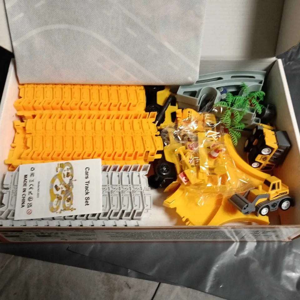 KIZPLAYS CITY TRUCK TRAIN SET – 260 PIECES